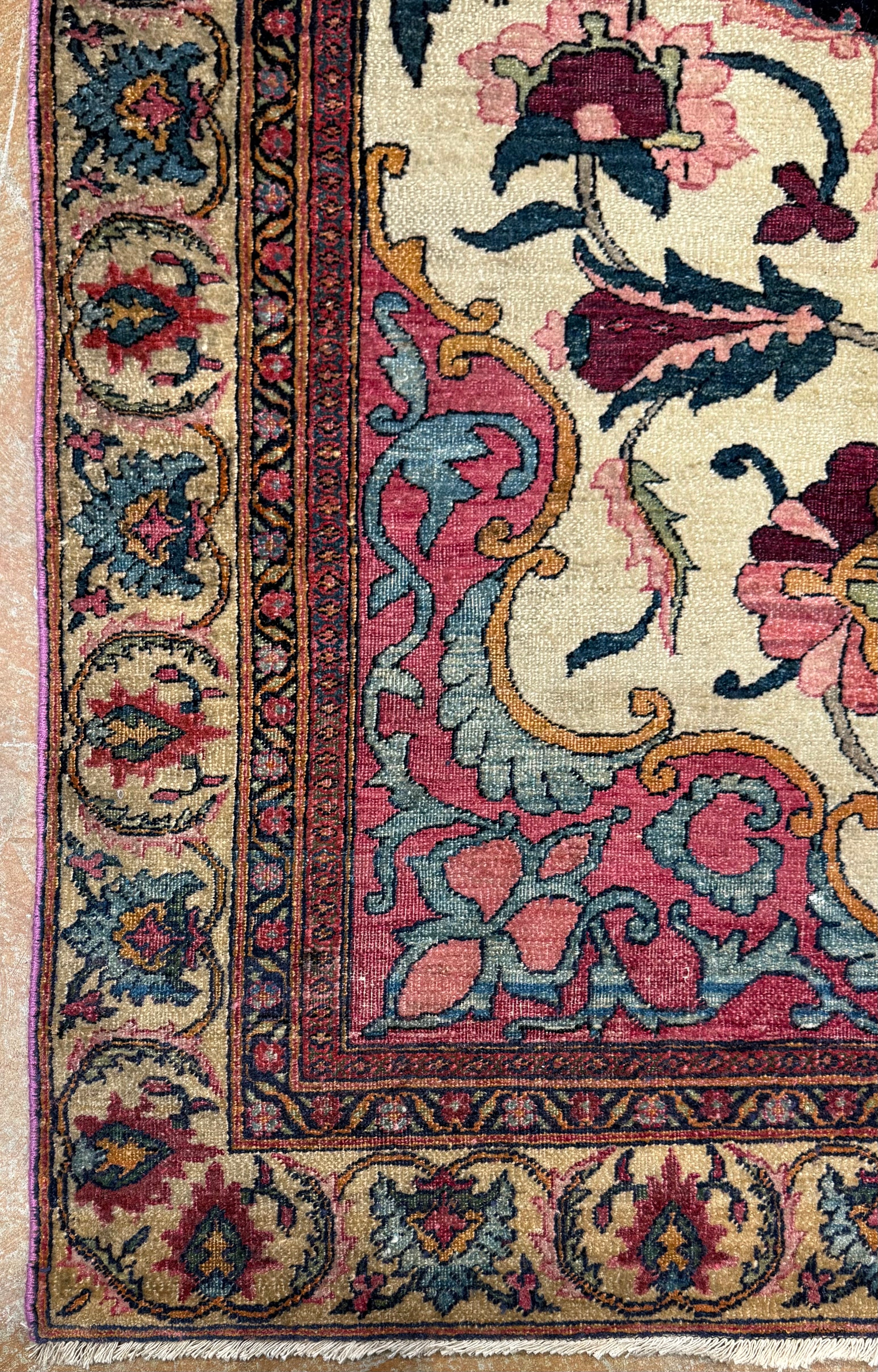 Antique Kerman 25306