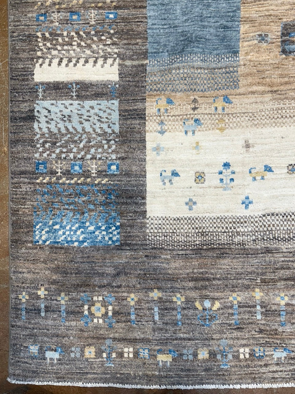 FInest Ziegler Tribal Art 26309