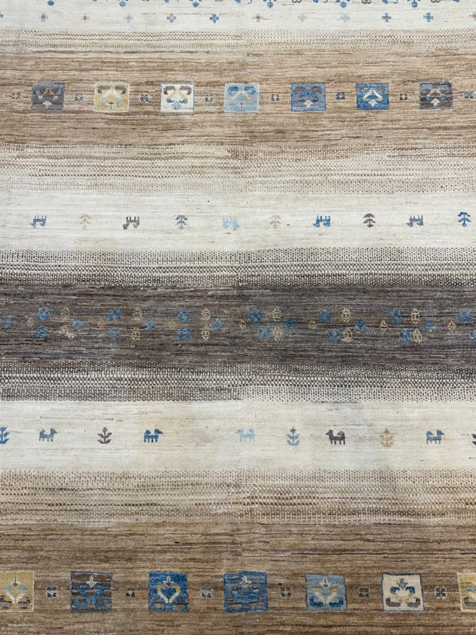 FInest Ziegler Tribal Art 26309