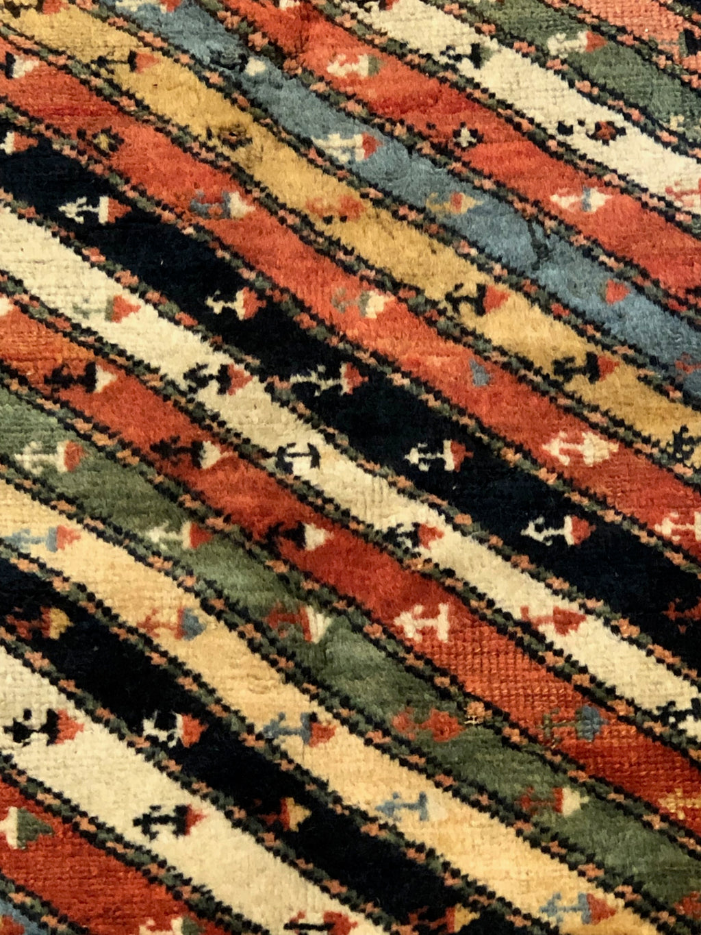 Antique Shirvan Rainbow 38218