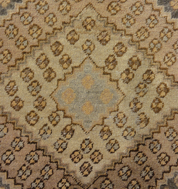 Khotan Rugs & More Oriental Carpets 32174