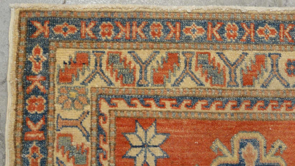 34026 Caucasian Kazak Runner