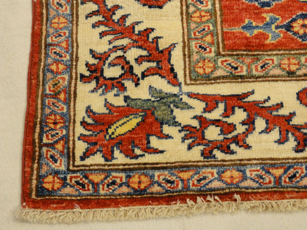 31004 Turkoman Caucasian Rug