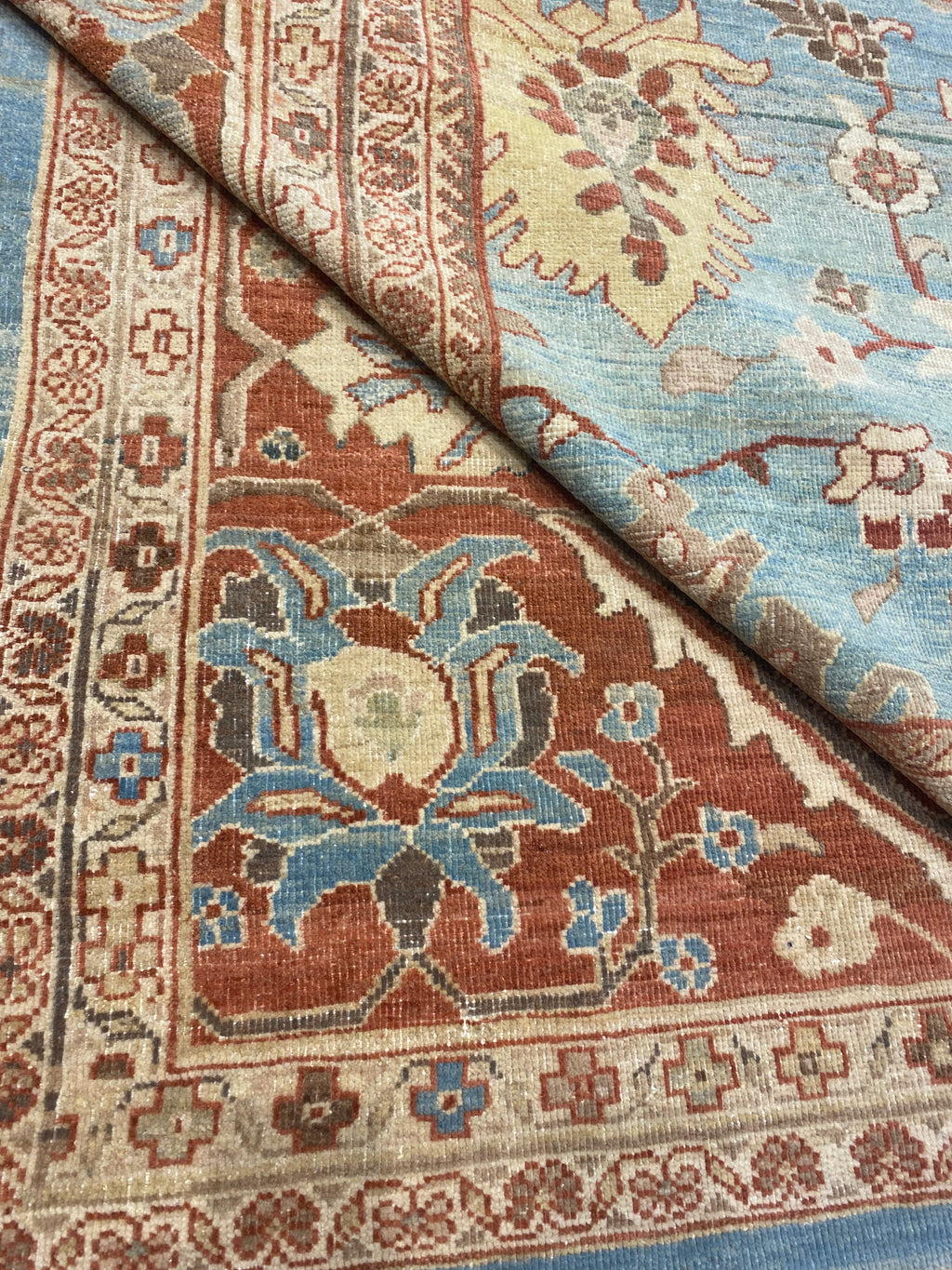 Antique Sultanabad Rug 24540