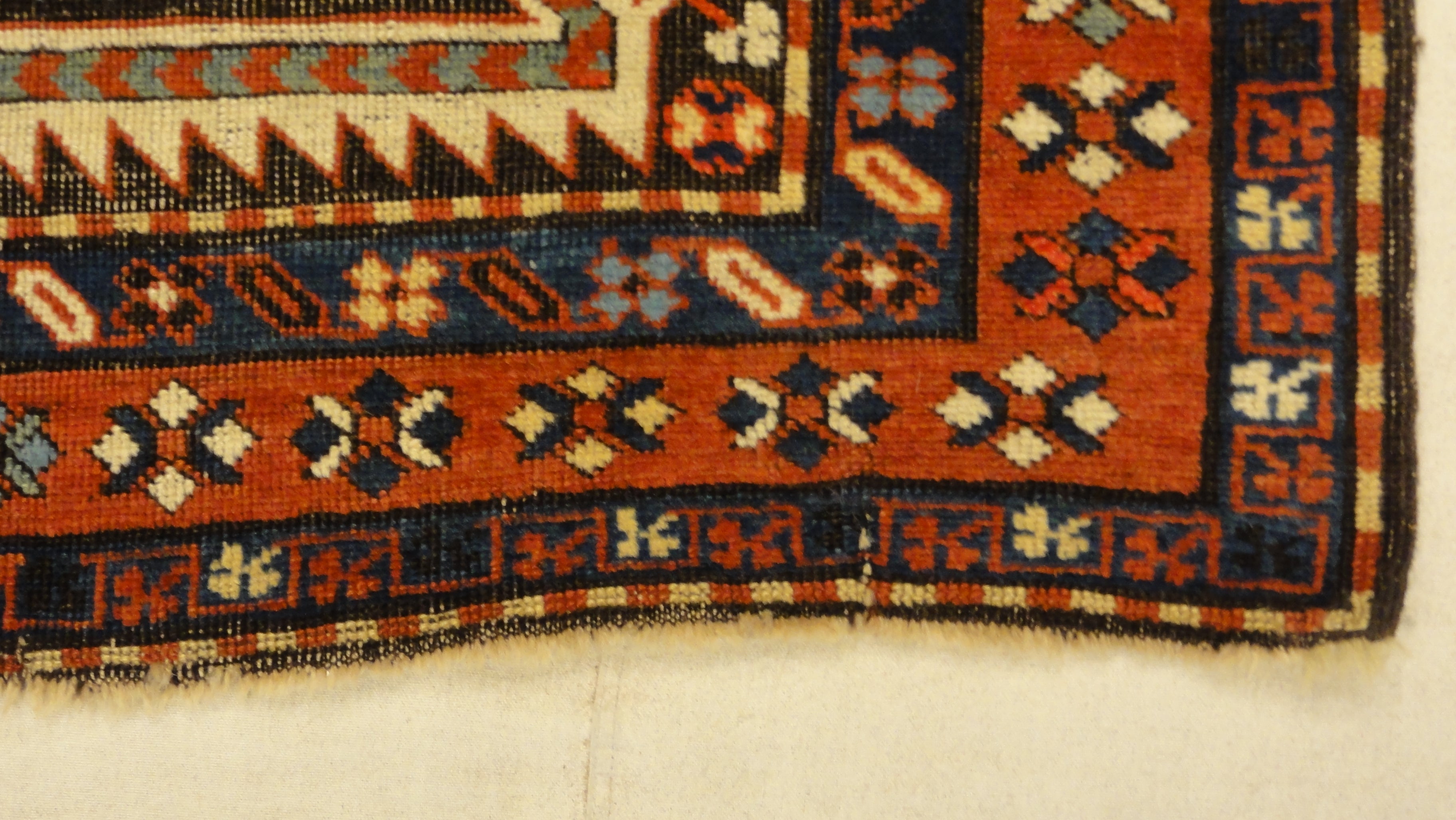 34543 Antique Akstafa Rug