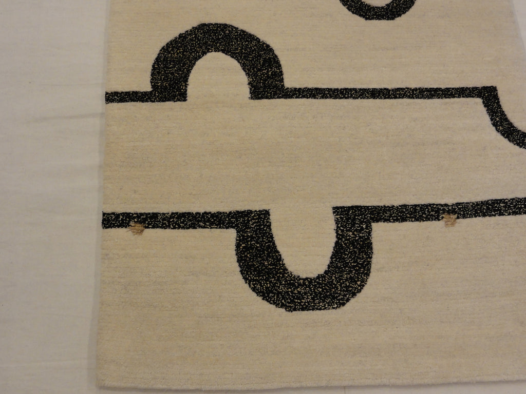 45302 Chant Black Laura Kirar