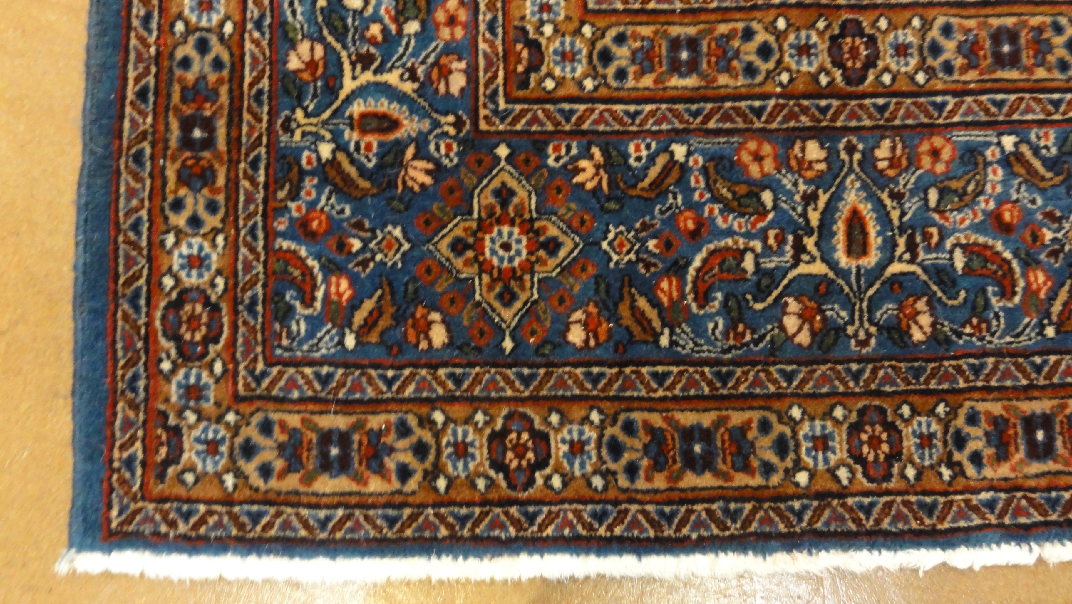 34734 Vintage Moud Rug
