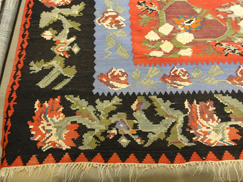 28731 Antique Besserabian