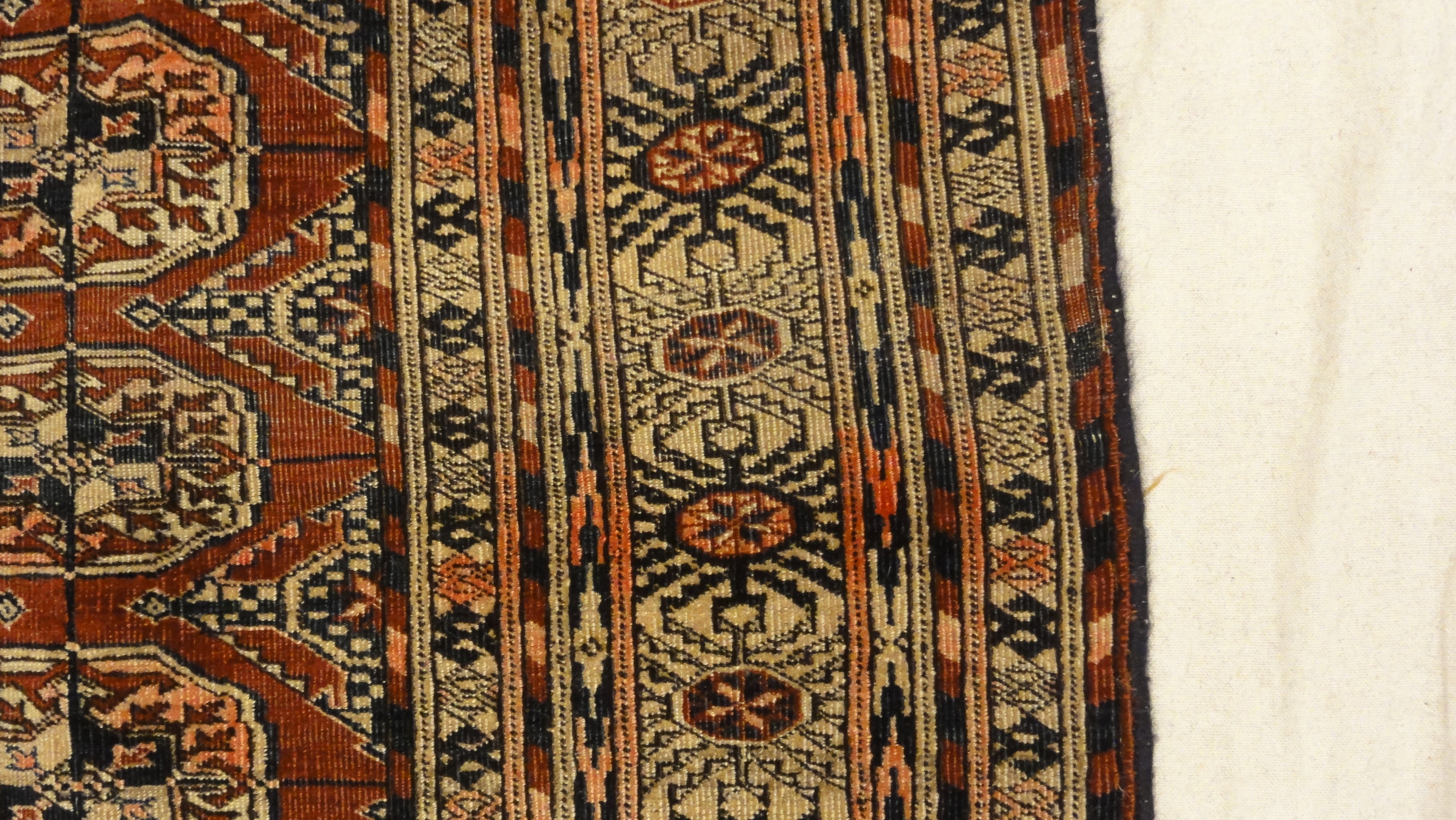 Antique Turkoman Rug 34599