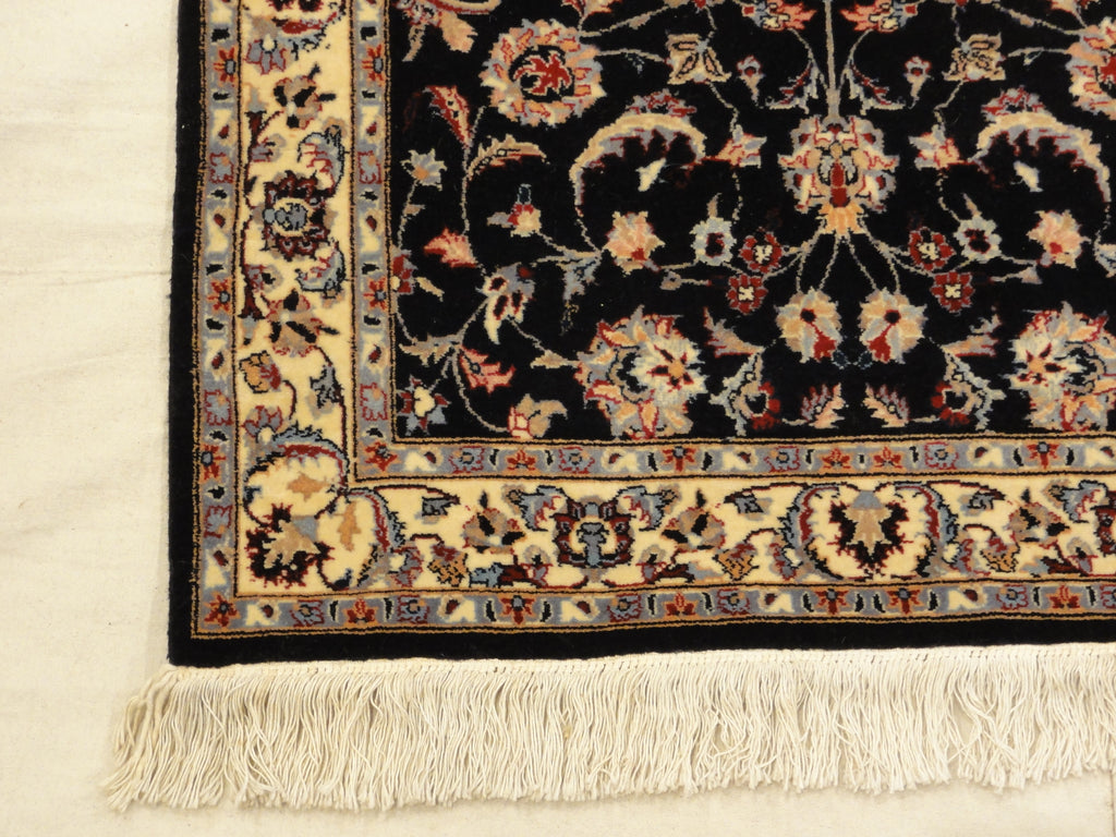 45257 Fine Kashan Design