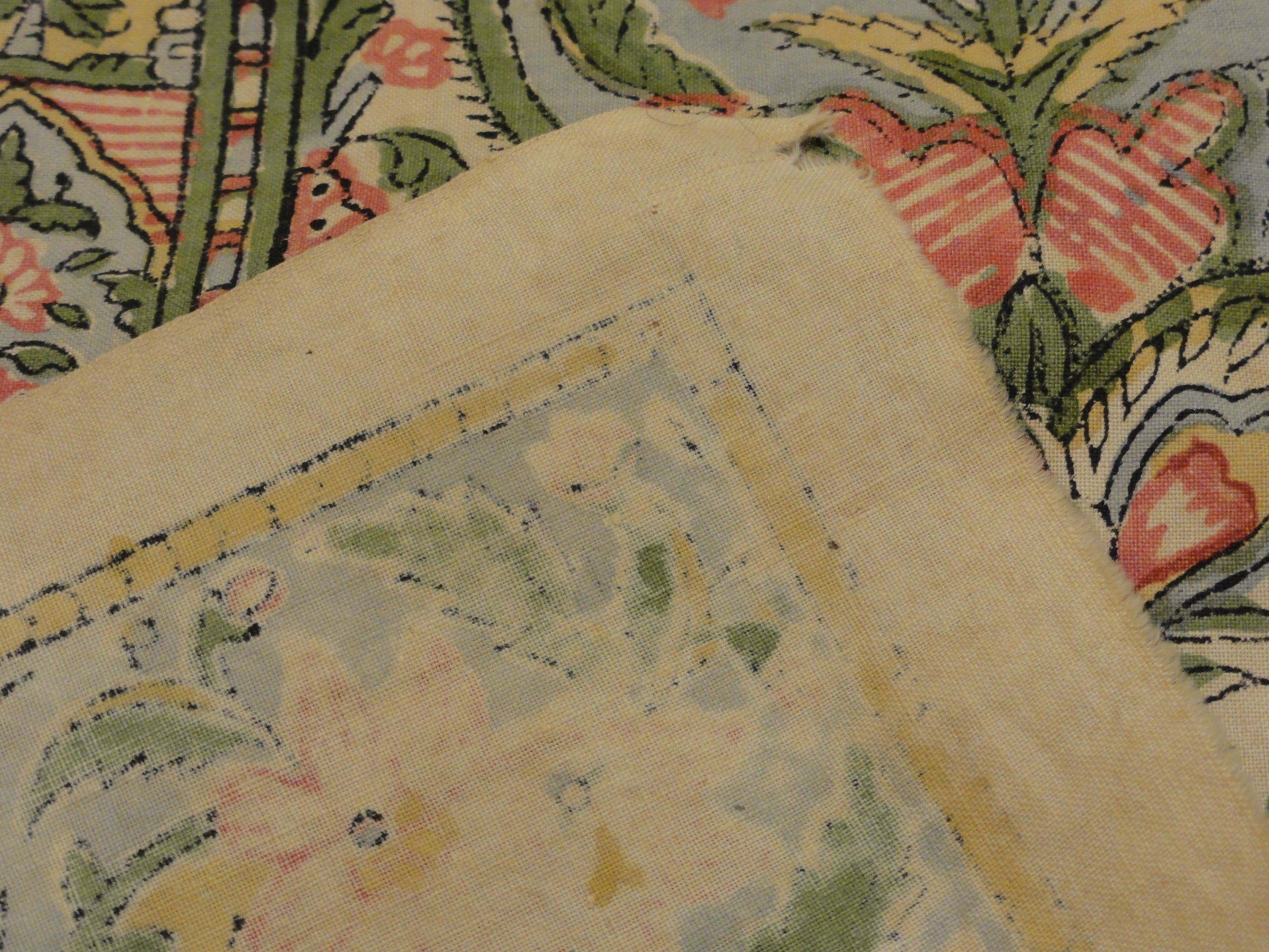 Rare Antique Mughal Palampore Textile with written cartouches 30637