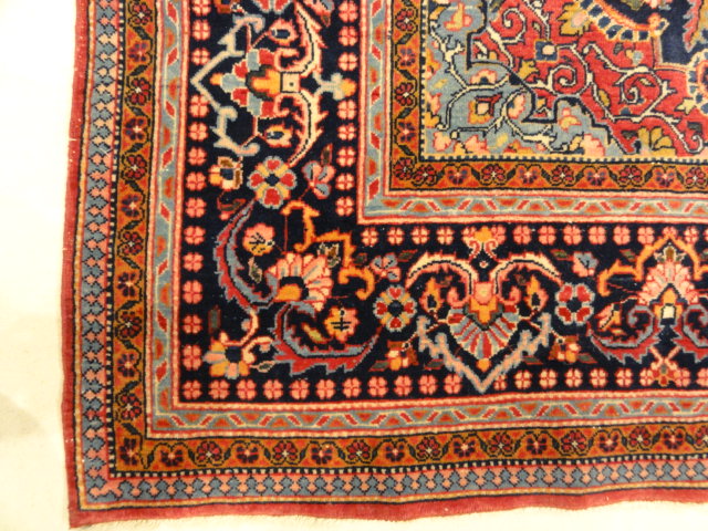 Antique Persian Kashan with Flower Medallion 30099