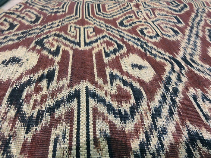 27708 Antique Ikat