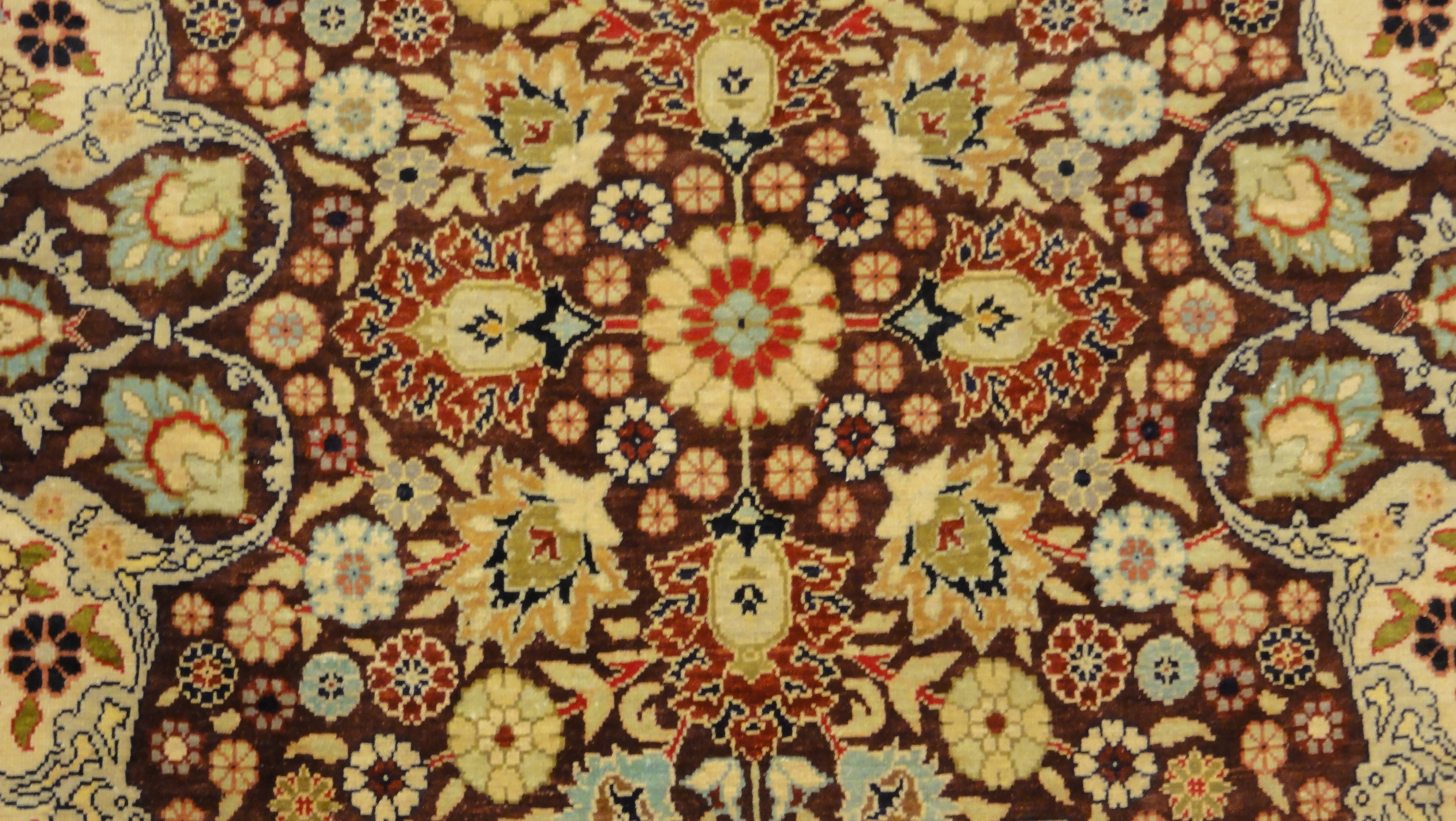 Vintage Silk Hereke 34524