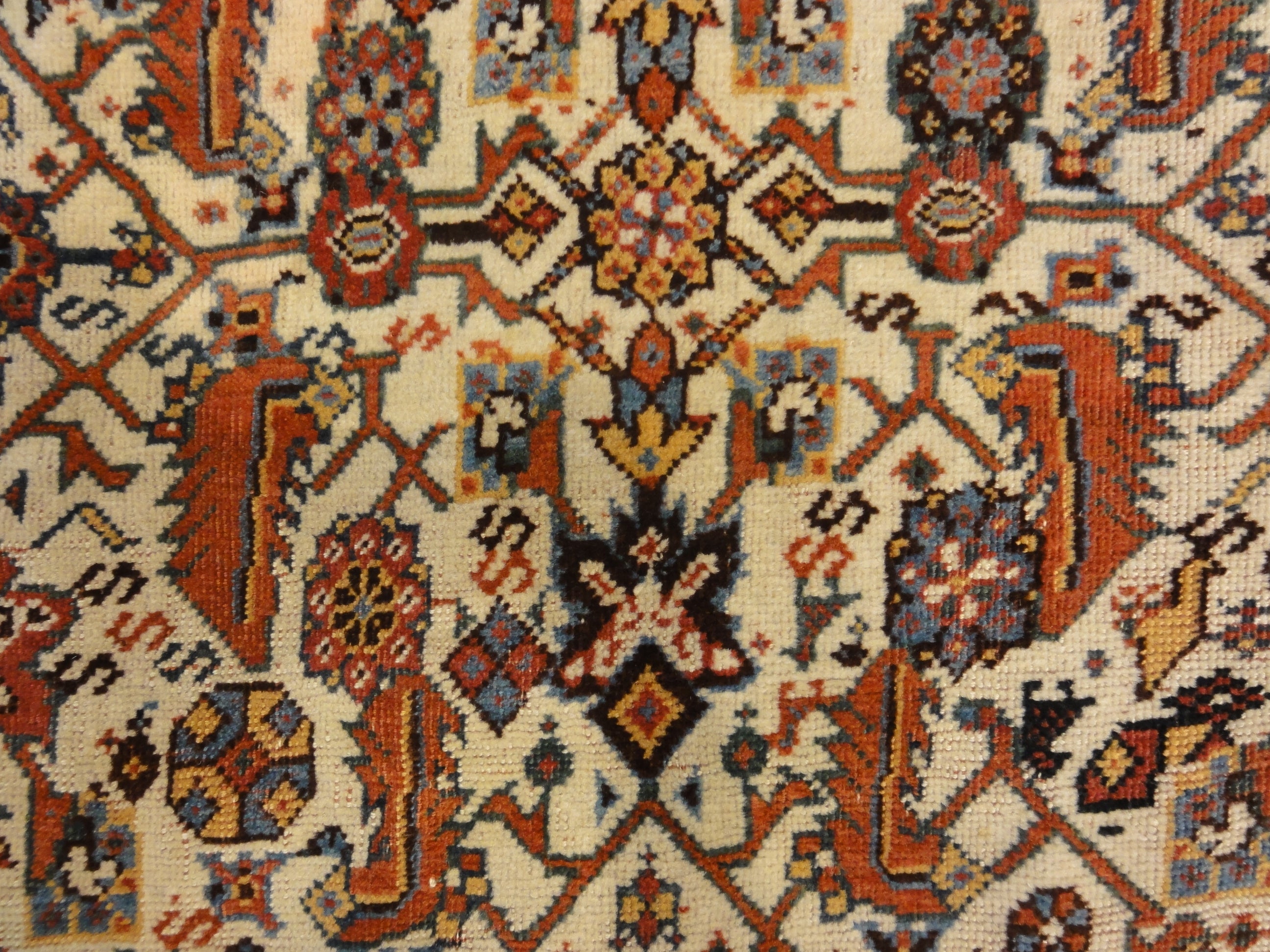 Rare Antique Qashqai with Ivory Background 30220