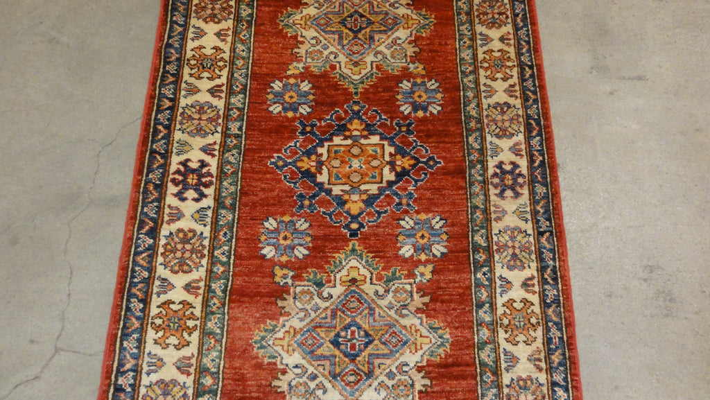 34113 Caucasian Kazak