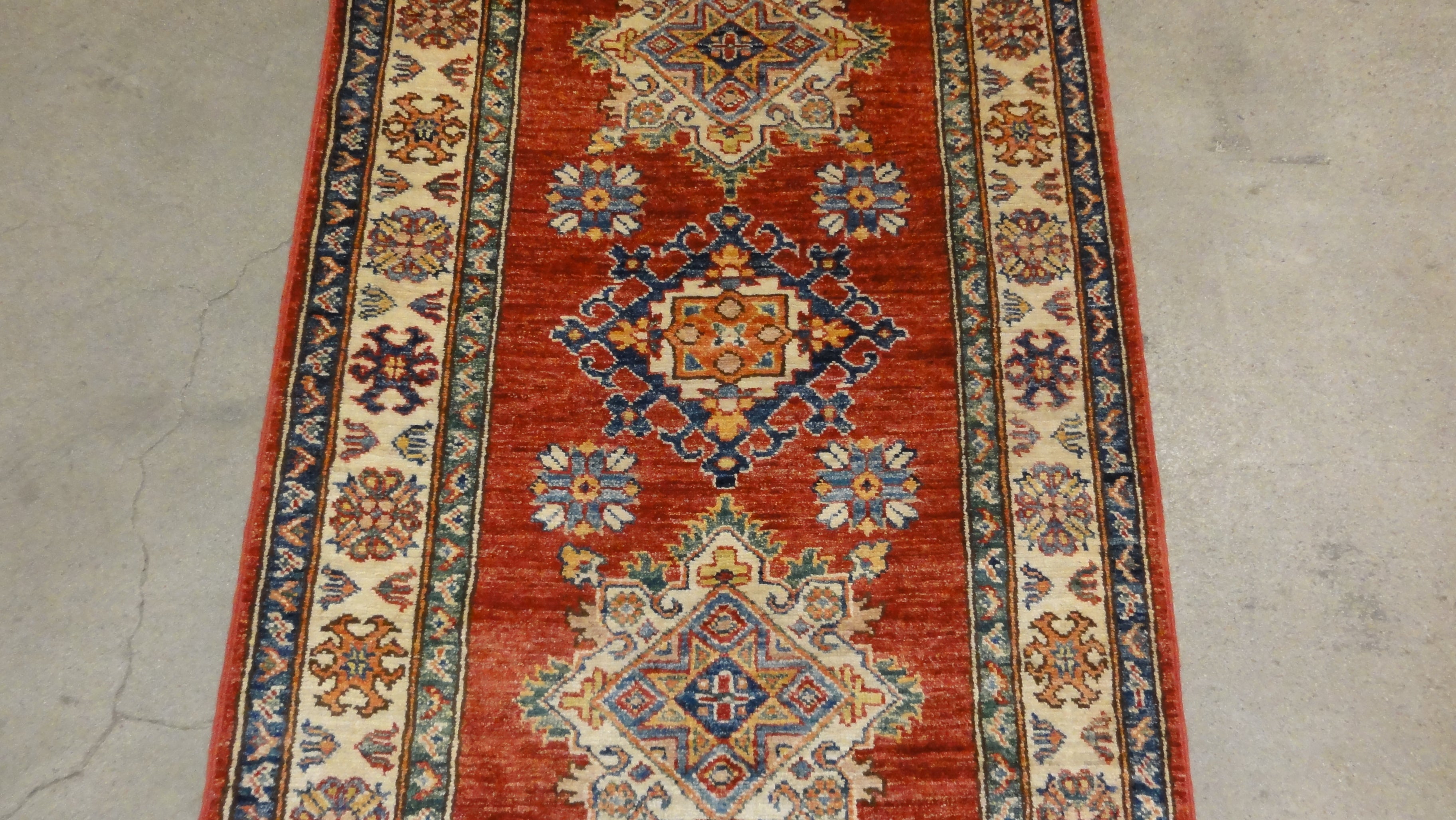 34113 Caucasian Kazak