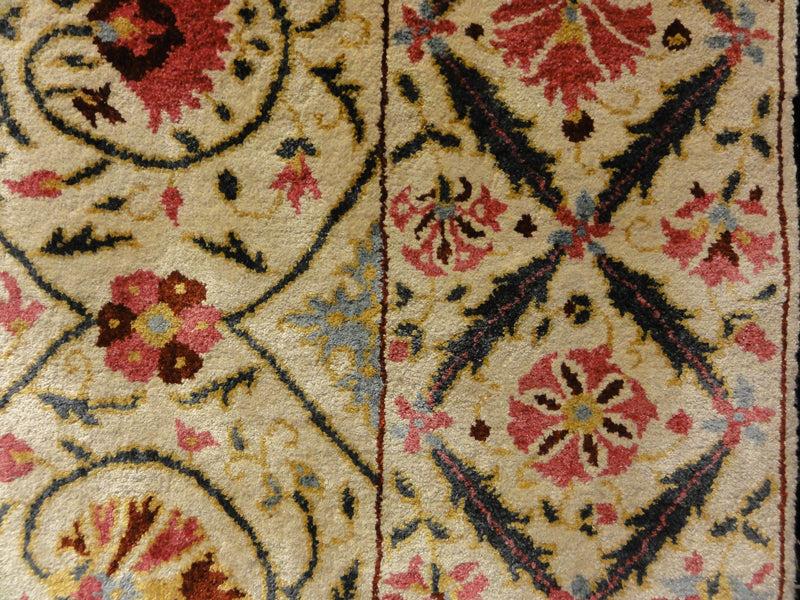 Finest Silk Suzani Rug 35126