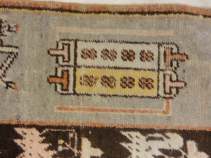 Oushak rugs began just south of Istanbul, Turkey, named after the town: Oushak. The Oushak carpet is Persian-influenced unlike most Turkish rugs. The town of Oushak has produced Turkish rugs ever since the 15th century. 