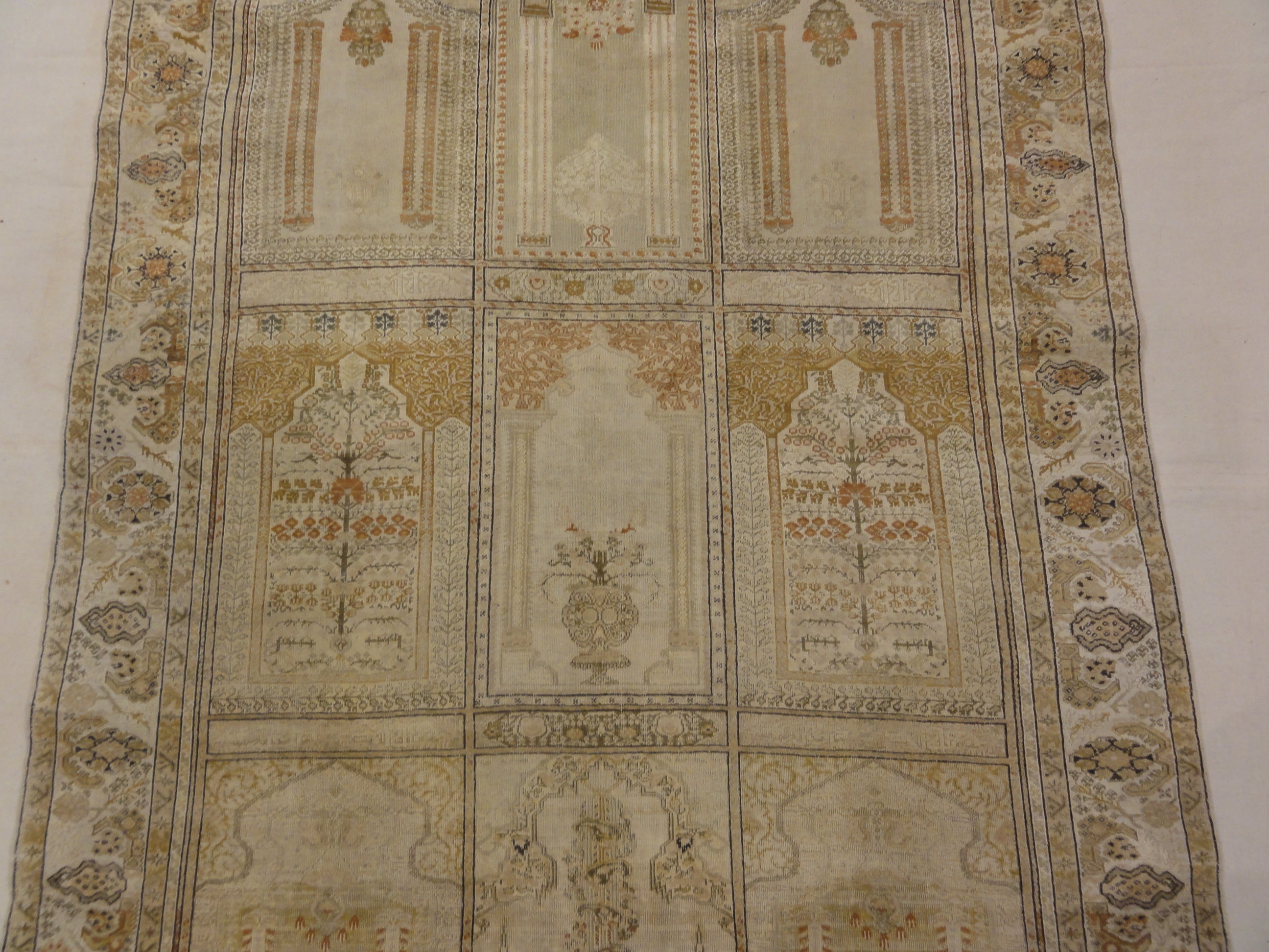 Antique Silk Kayseri Saf meditation rug 30040