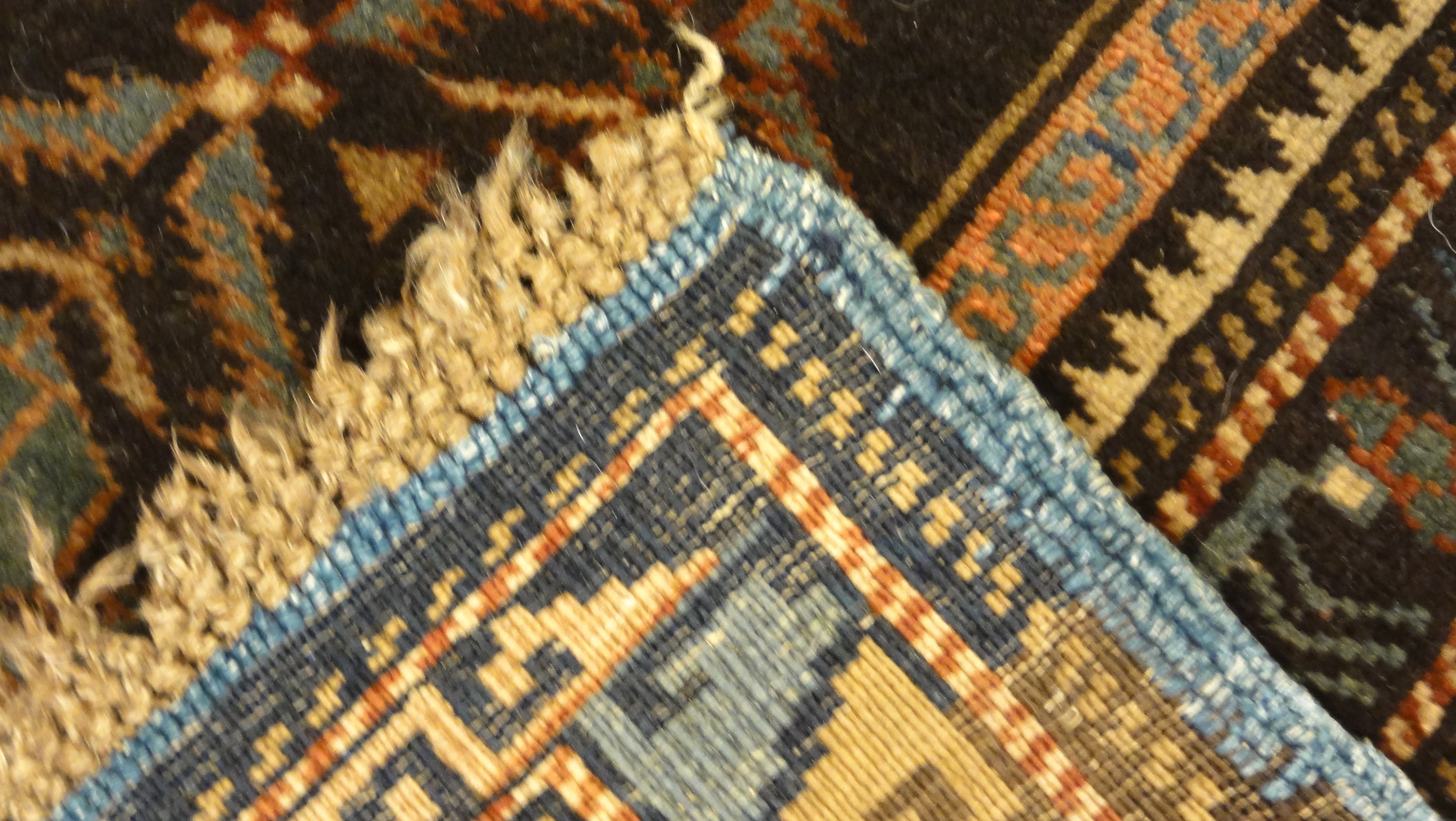 34582 Antique Kuba Rug