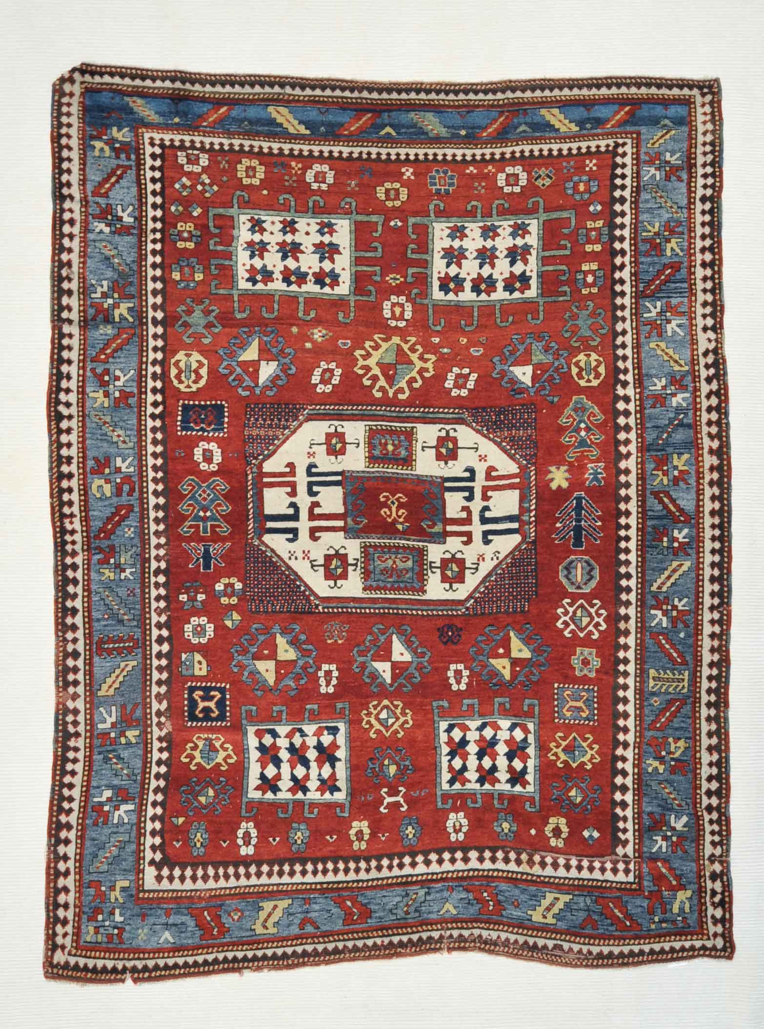 sAndMore_Antique_Kazak_RUg
