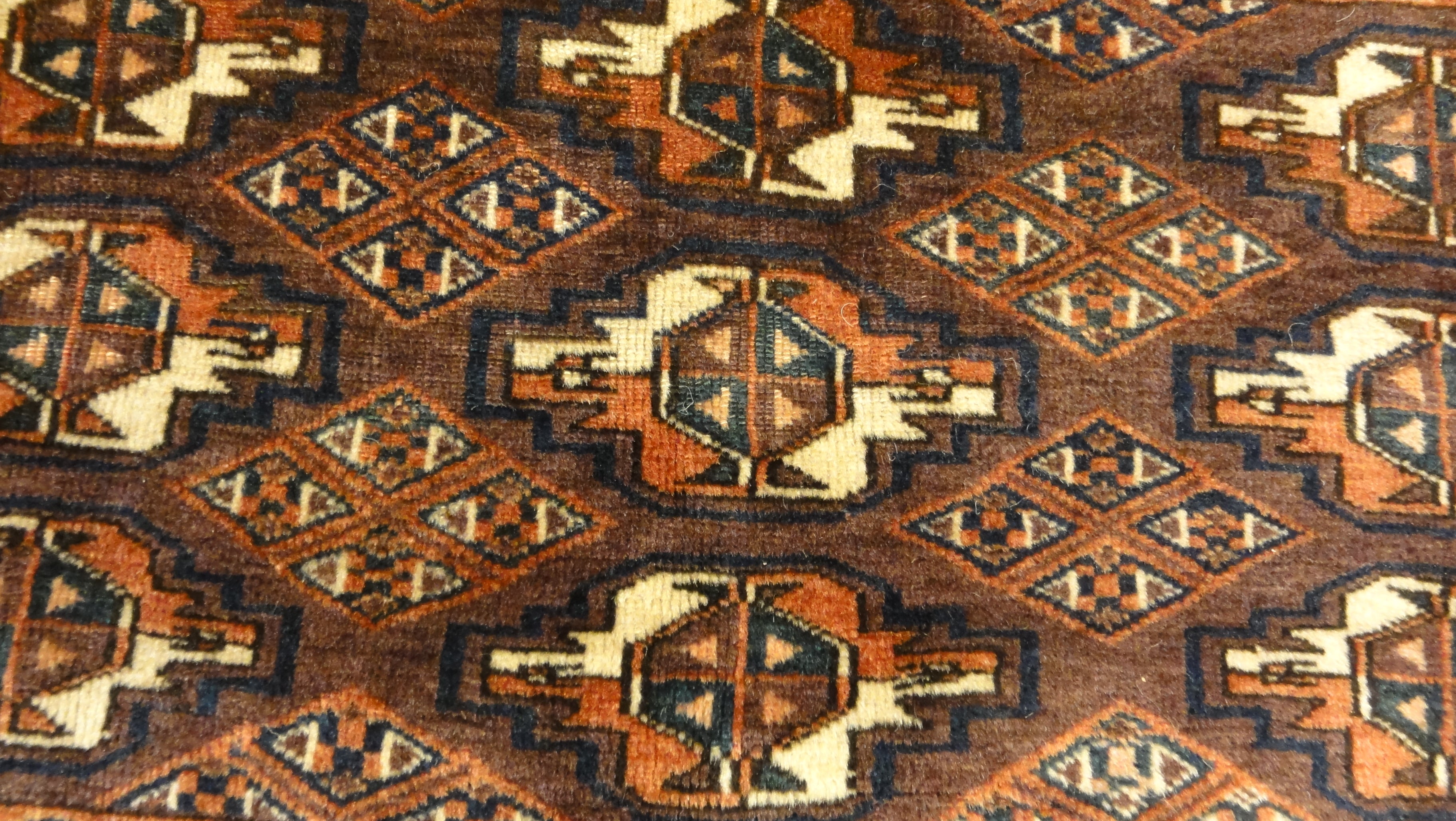 34672 Antique Juval Rug