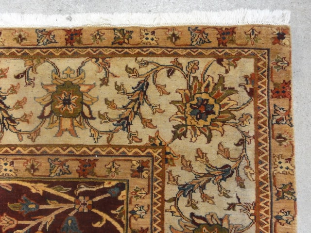 33610 Indo Mughal Rug