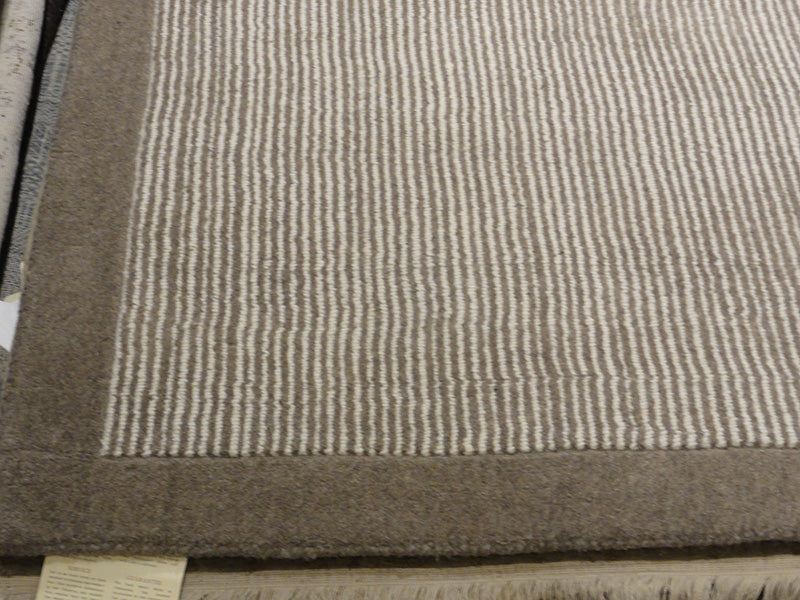 27909 Modern Natural Oasis