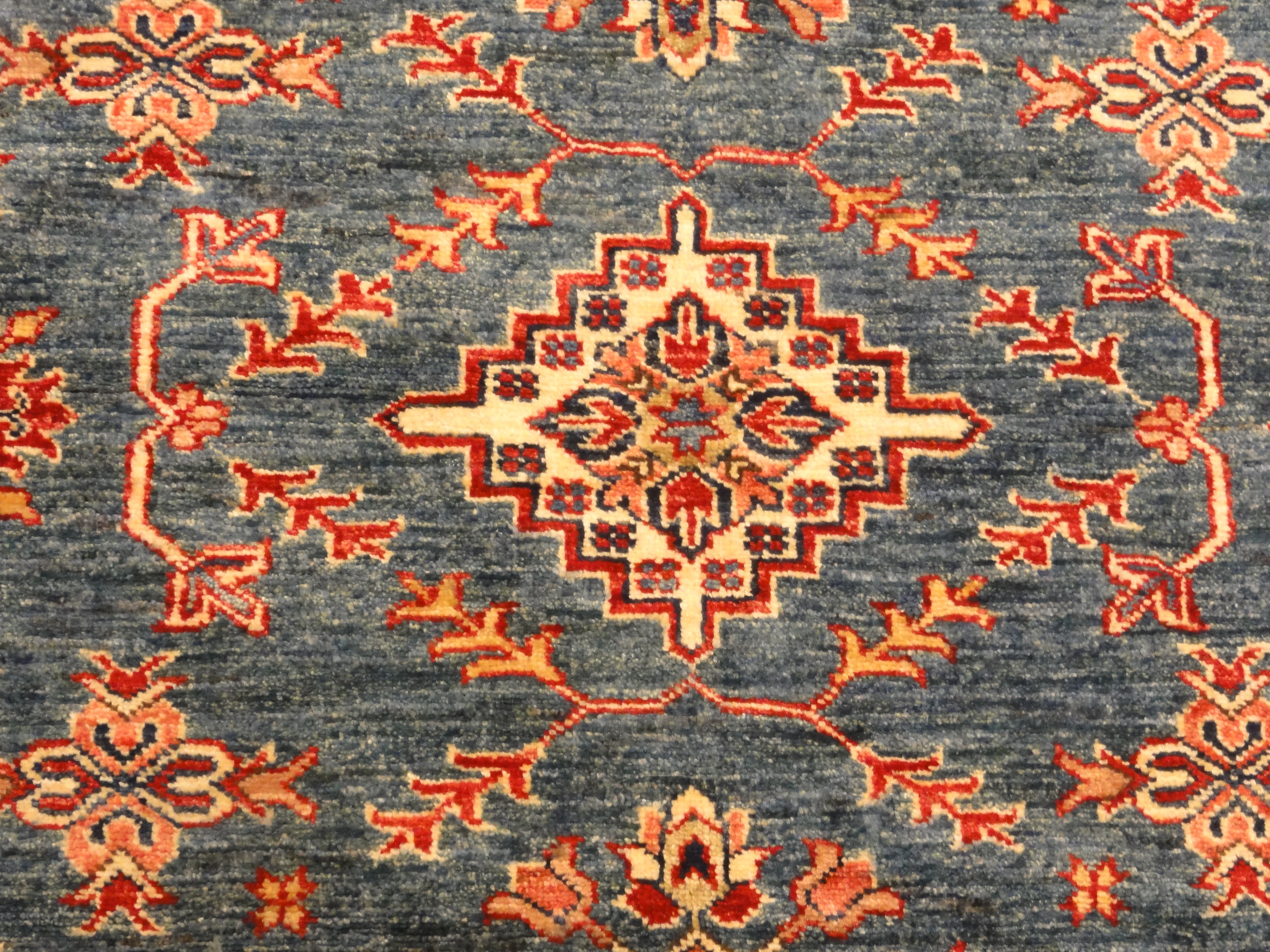 Fine kazak Rug 33216