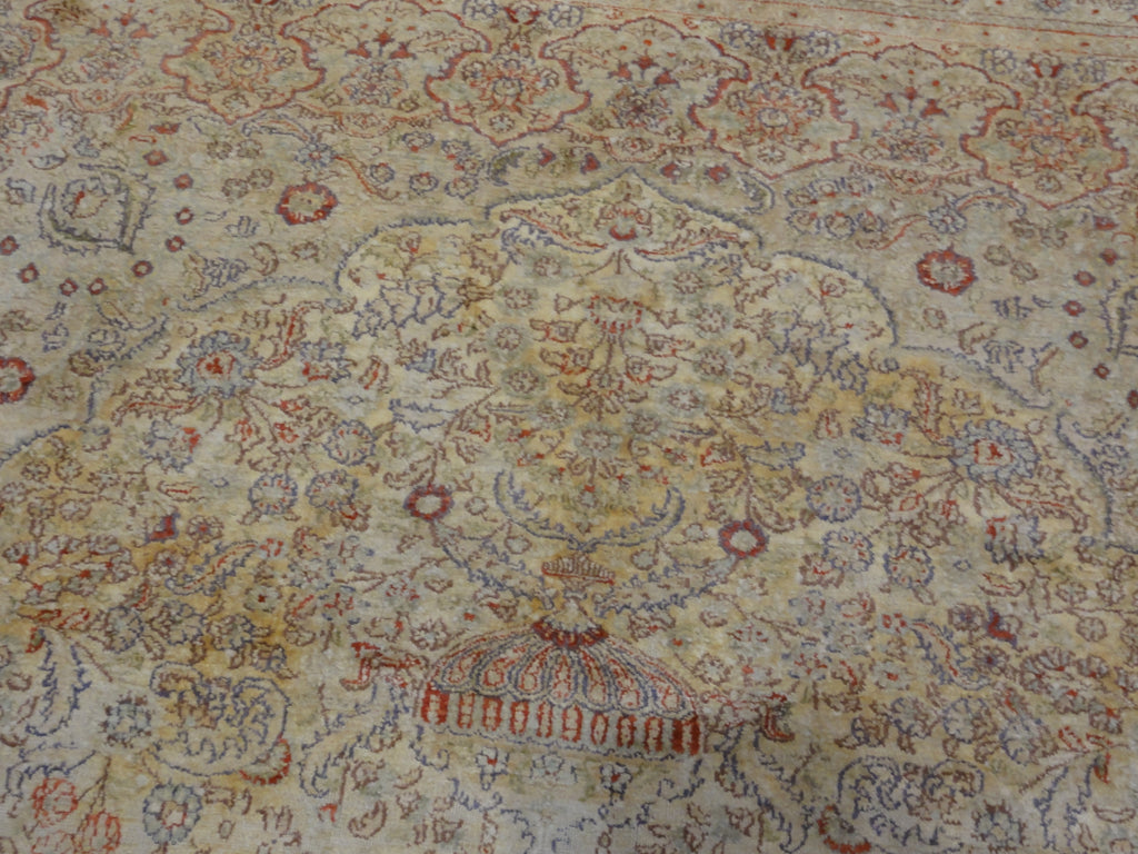 34937 Antique Silk Rug