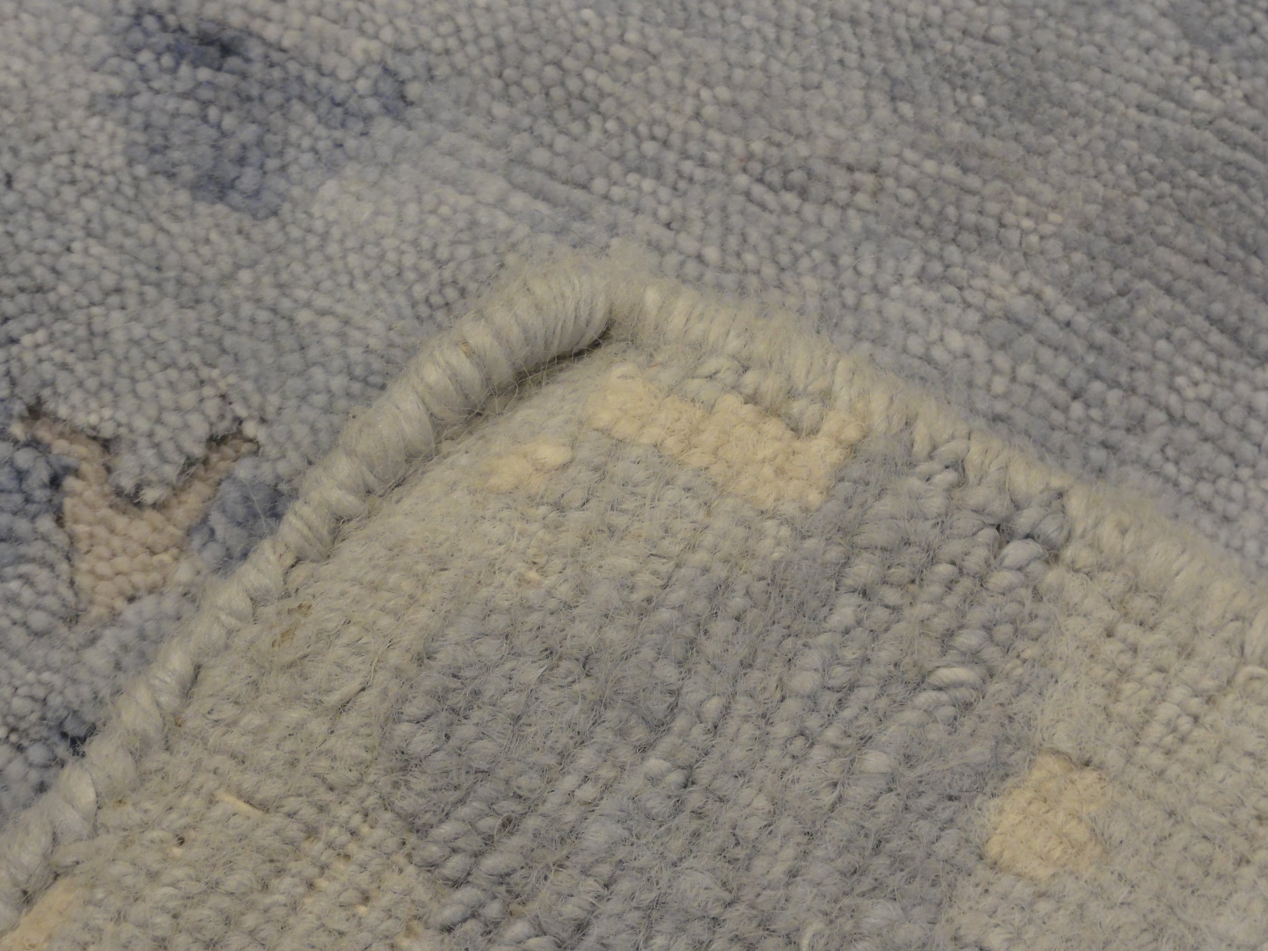 32915 Multi Modern Rug