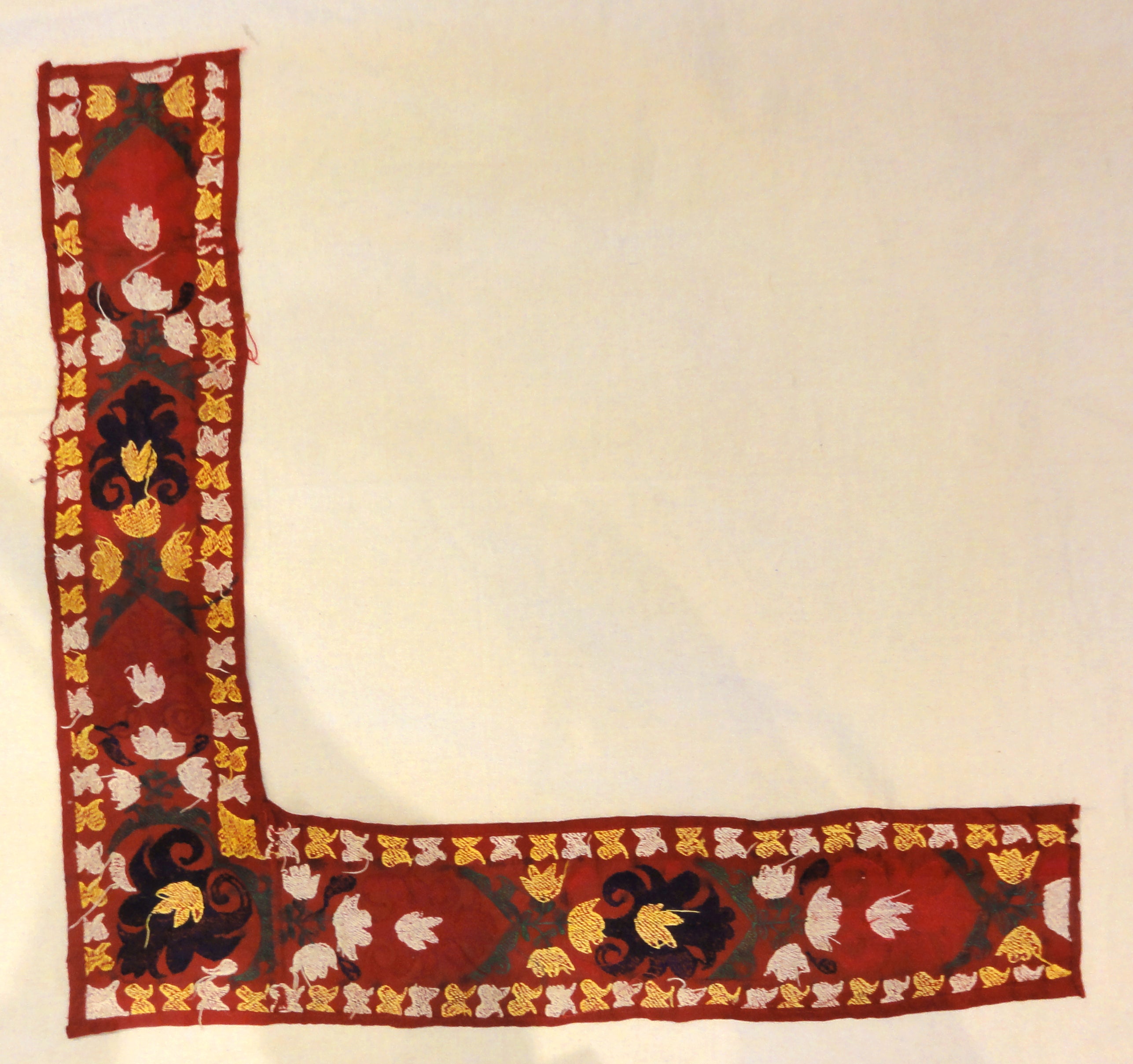 Antique Segoushe Bedding Rugs & More| Santa Barbara Design Center 33161