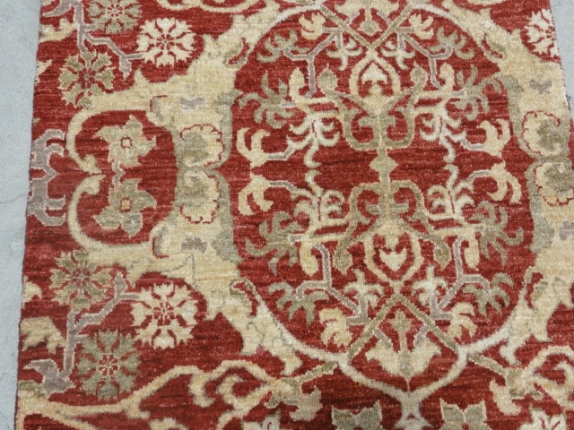 44298 Fine Usak Runner