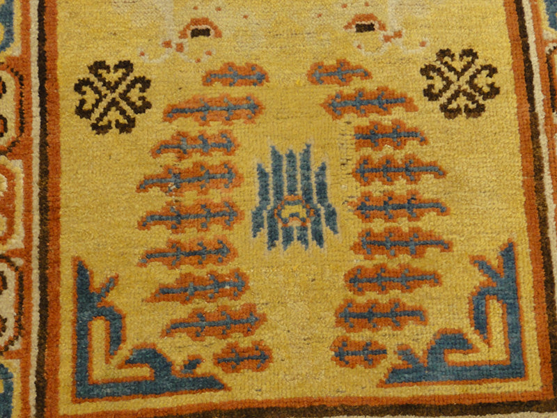 45328 Rare Antique Khotan