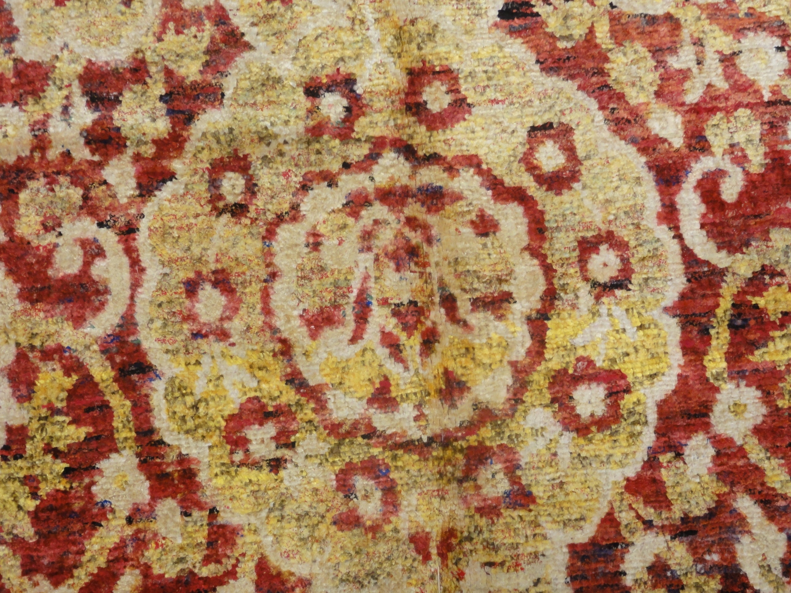 30420 Saree Red Patterned Silk Indian Rug