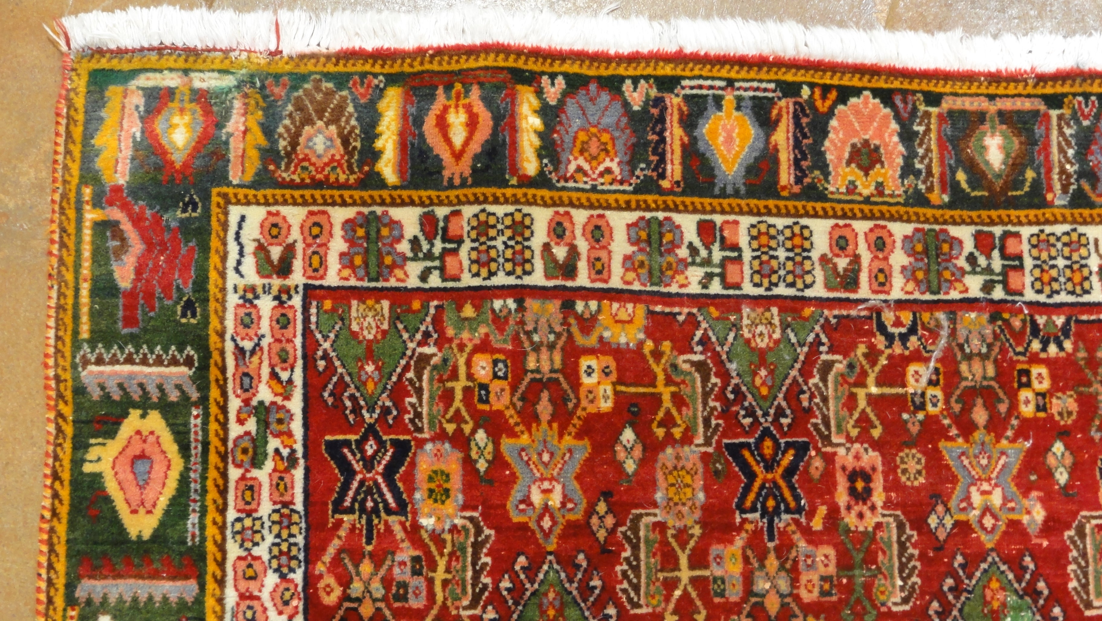 34733 Qashqai Rug