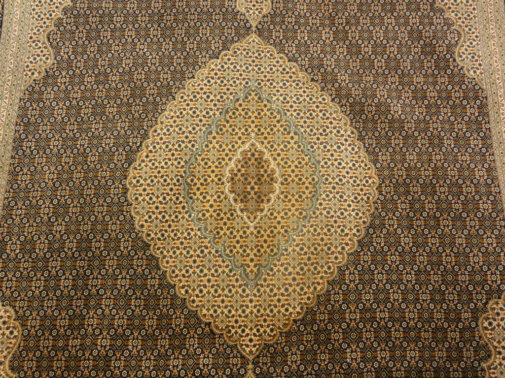 30345 Tabriz Mahi Rug