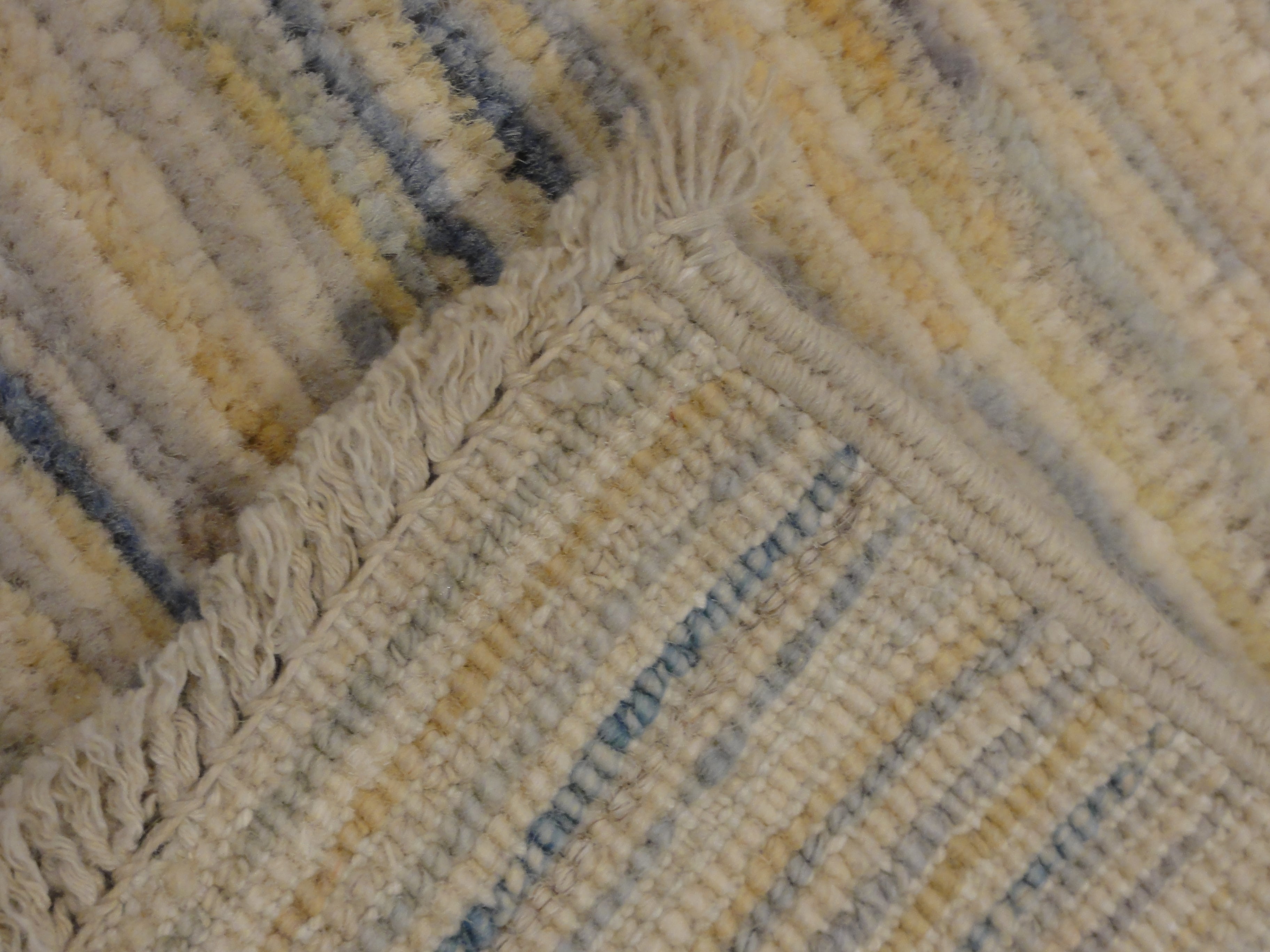 33144 Ziegler & Co Leesa Modern