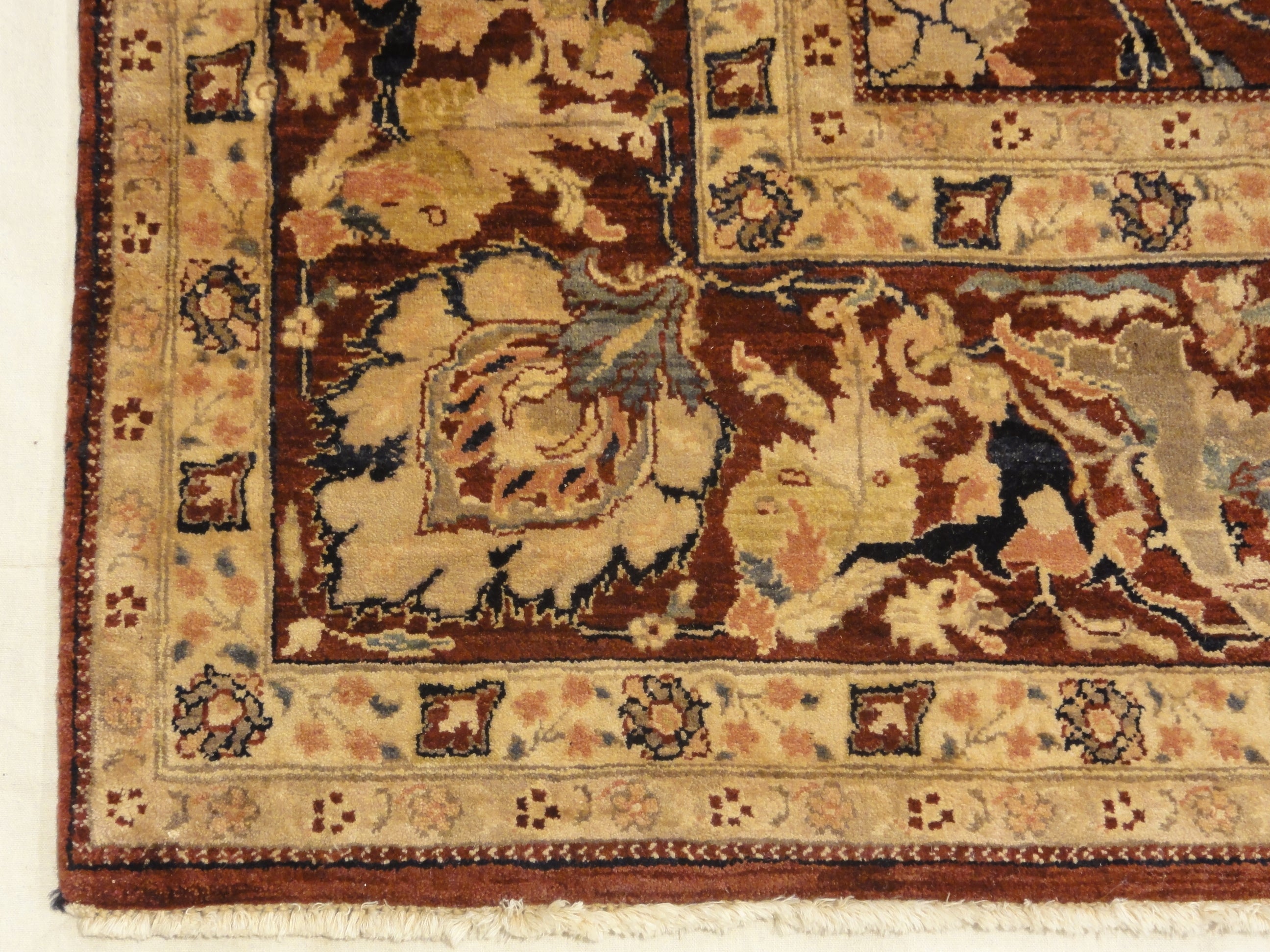 Fine Indian Agra 32758