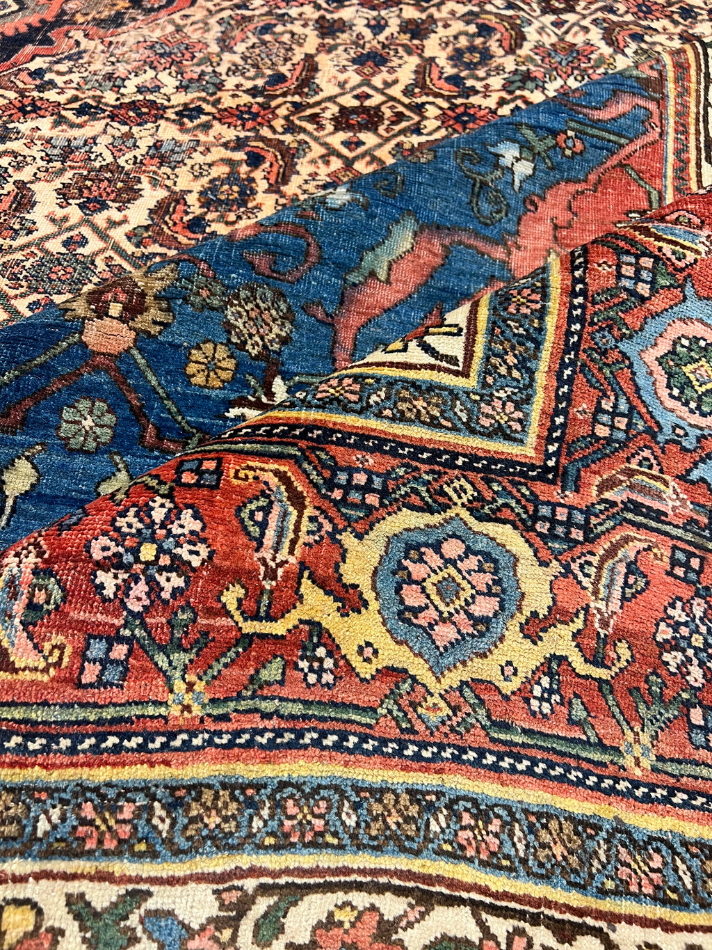 Antique Halvai Bijar 29211