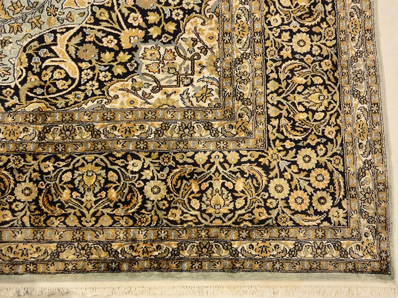 Vintage Silk Rug 32653