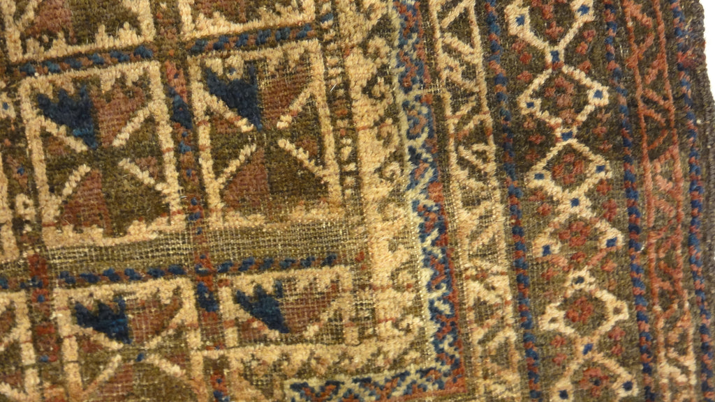 34637 Antique Baluchi Rug