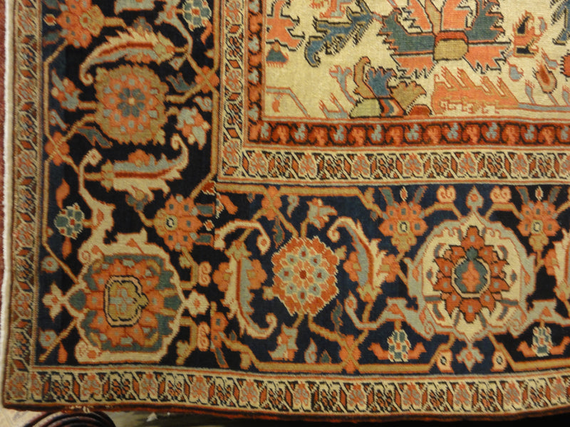 Antique Serapi Rug 35926