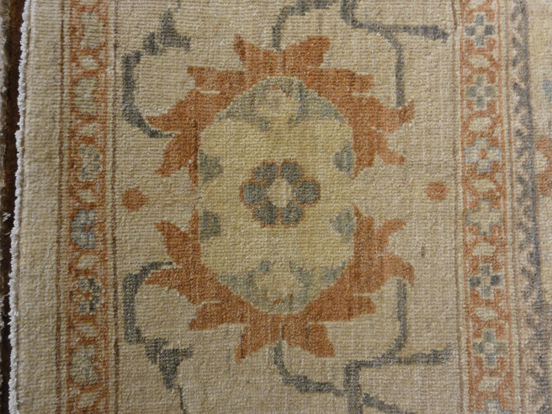 Persian Sultanabad 28451