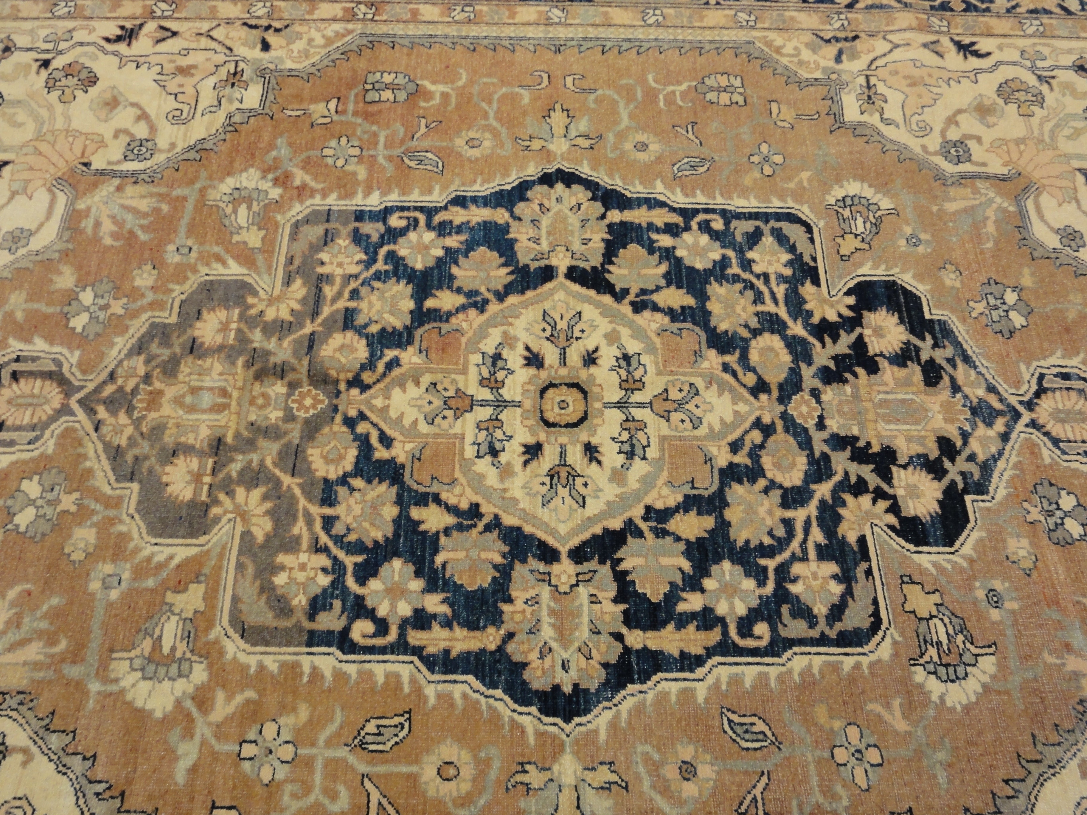 33667 Vintage Serapi