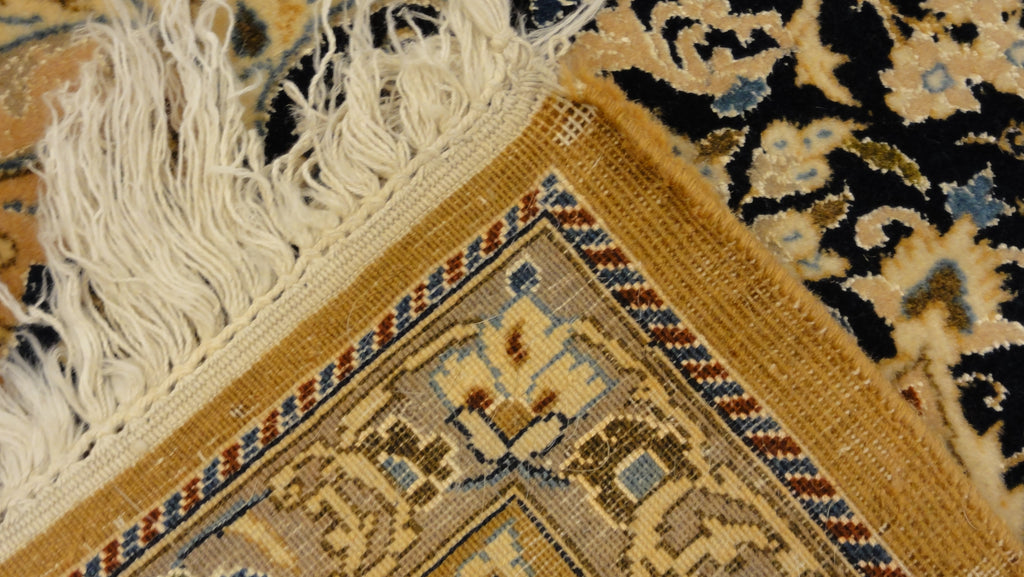 Antique Nain Rug 34640