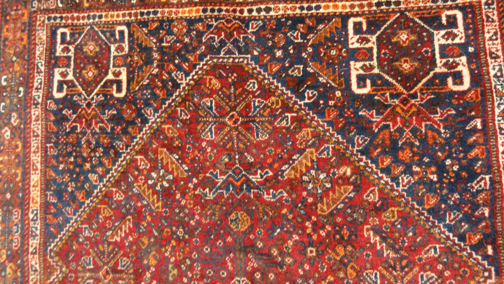 34589 Antique Qashqai Rug