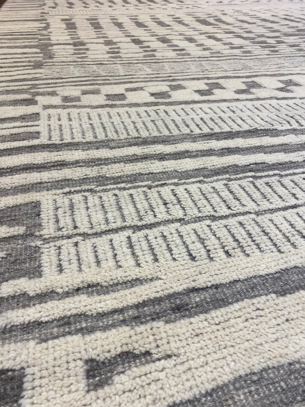 38280 Ziegler & Co. Modern Rug
