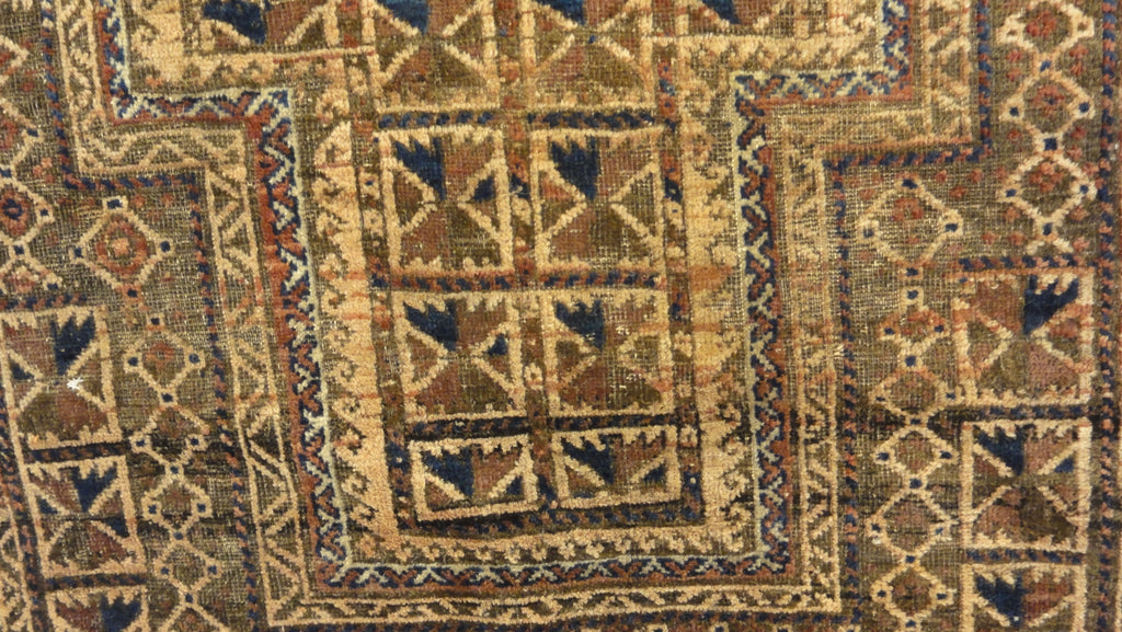 34637 Antique Baluchi Rug